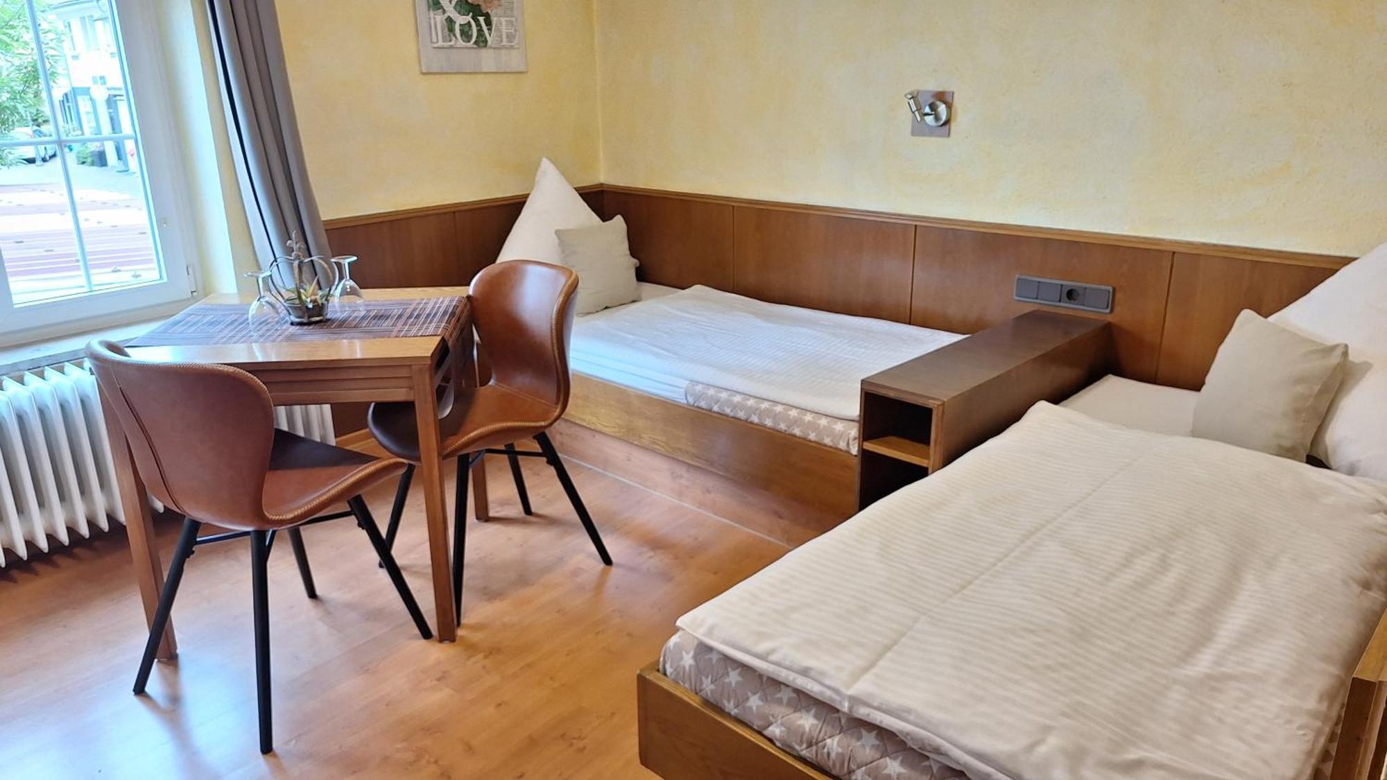 Hotel Klett B&B ランゲナルゲン エクステリア 写真