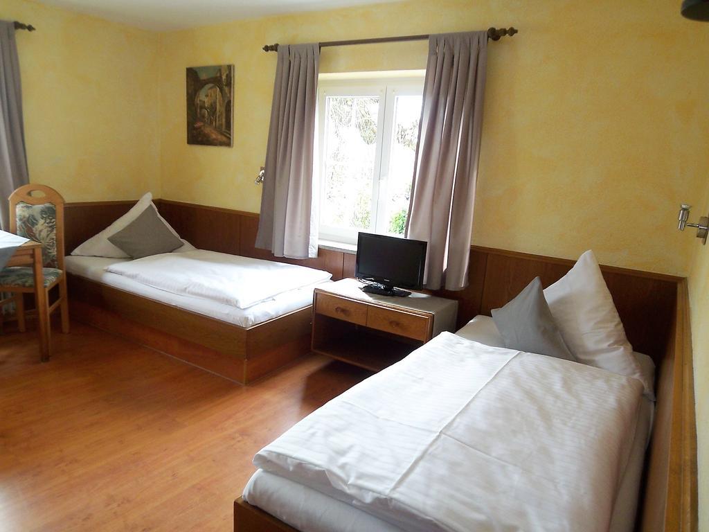 Hotel Klett B&B ランゲナルゲン エクステリア 写真